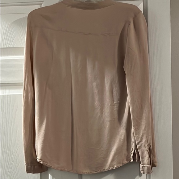 Express Tan Button-Up Blouse size S - Picture 5 of 6